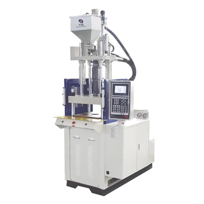 Lisovací stroj na injekci bakelitu